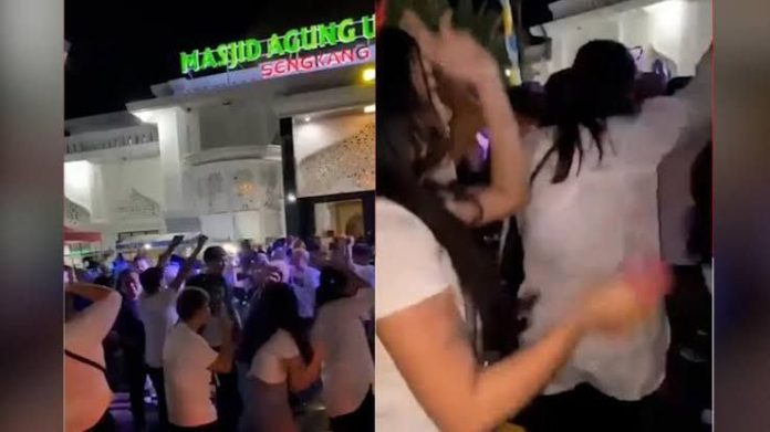 Viral sejumlah pemuda tengah berjoget di depan Masjid Ummul Quraa Sengkang